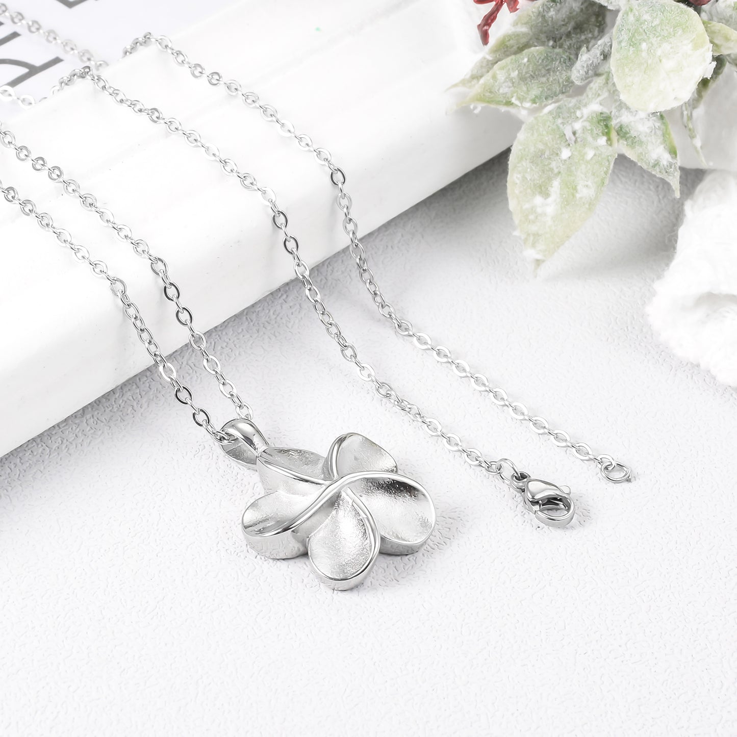 Flower Cremation Necklace Jewelry for Ashes