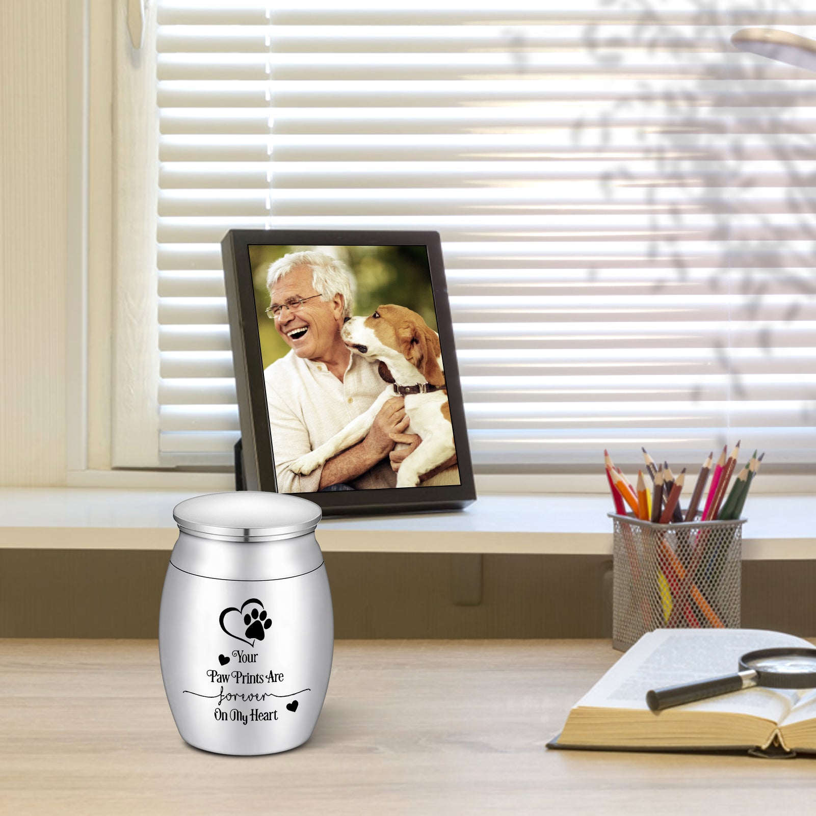 Memorial Urn for Beloved Pets: ‘Your Paw Prints Are Forever On My Heart’