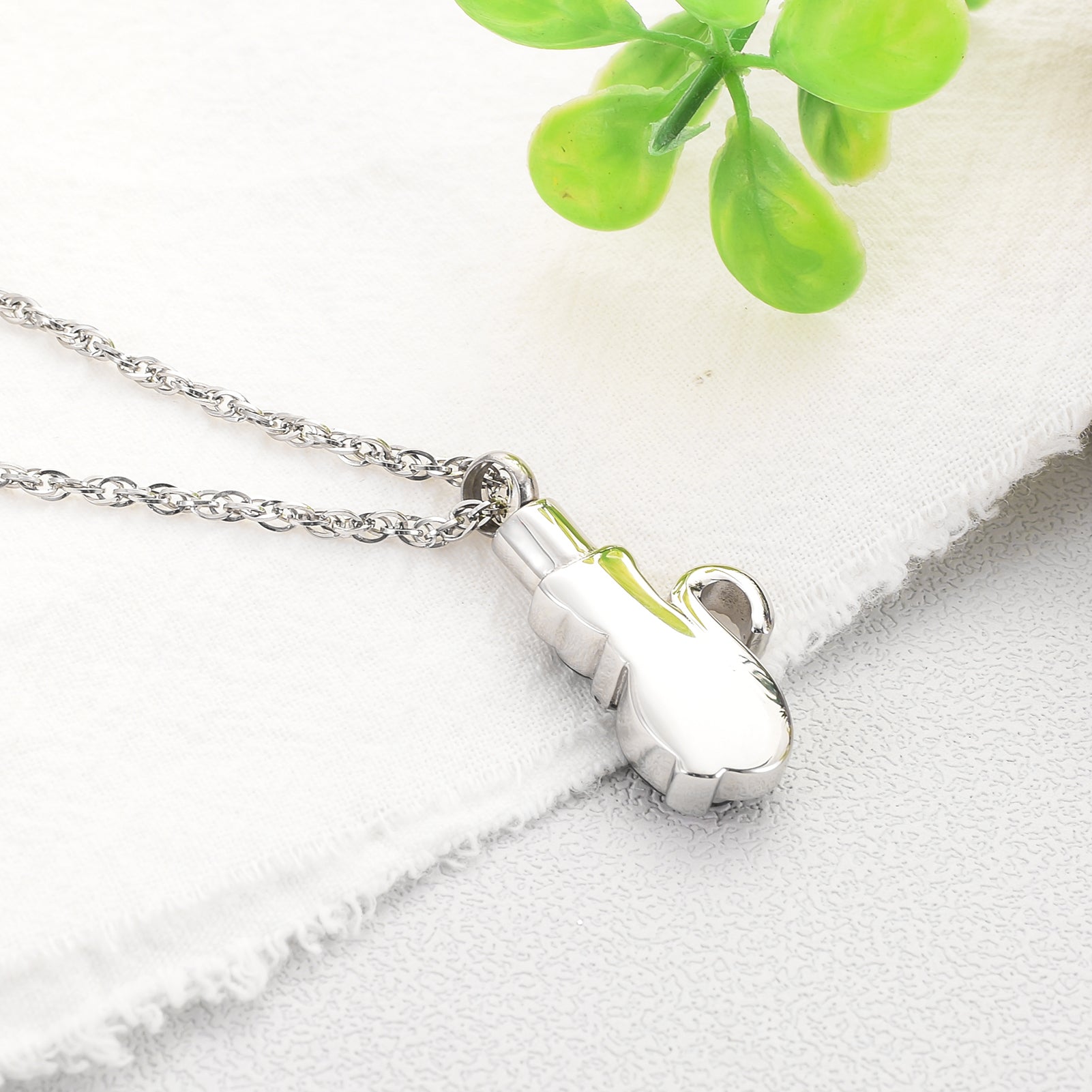 Cat Memorial Jewelry with Diamond