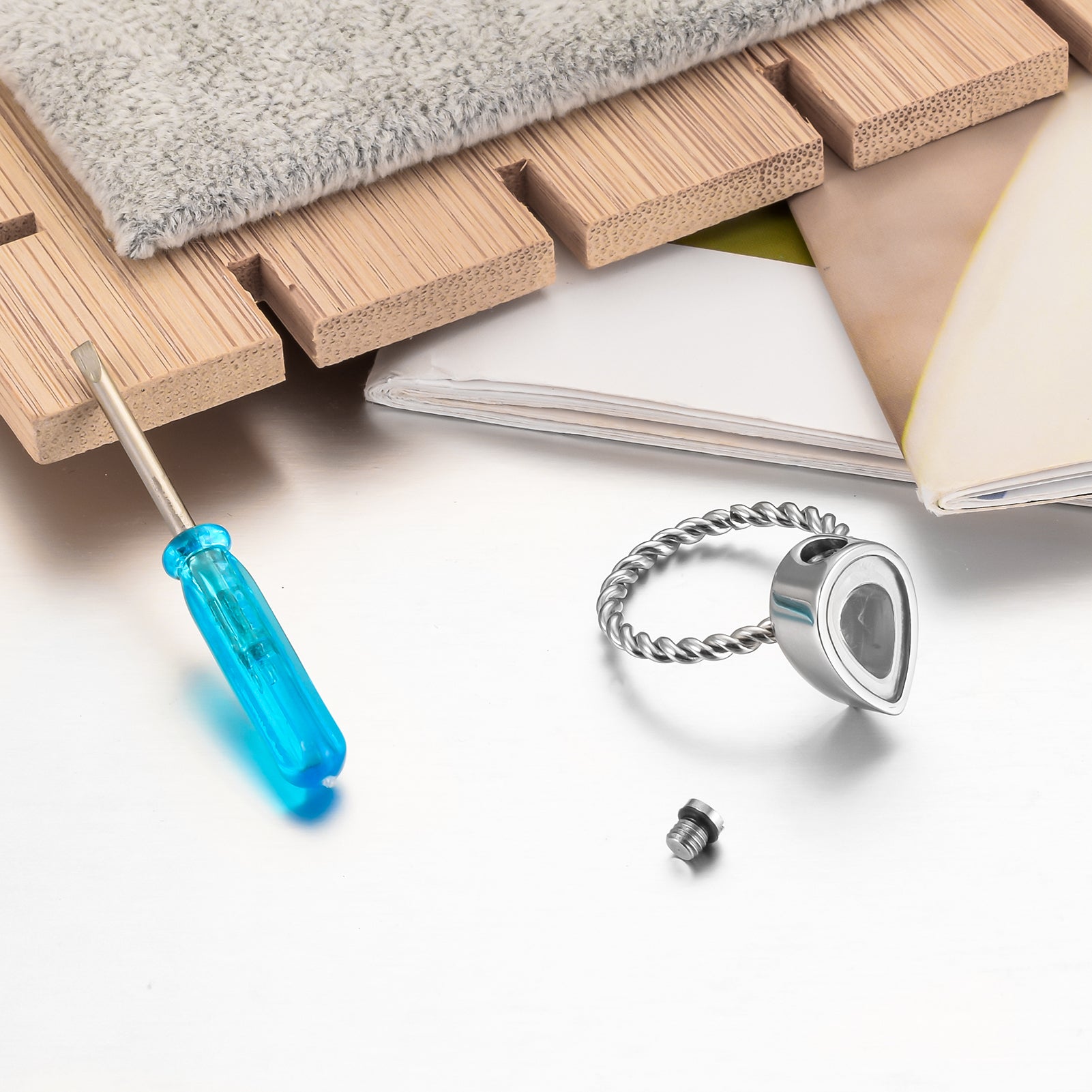 Transparent Teardrop Cremation Ring