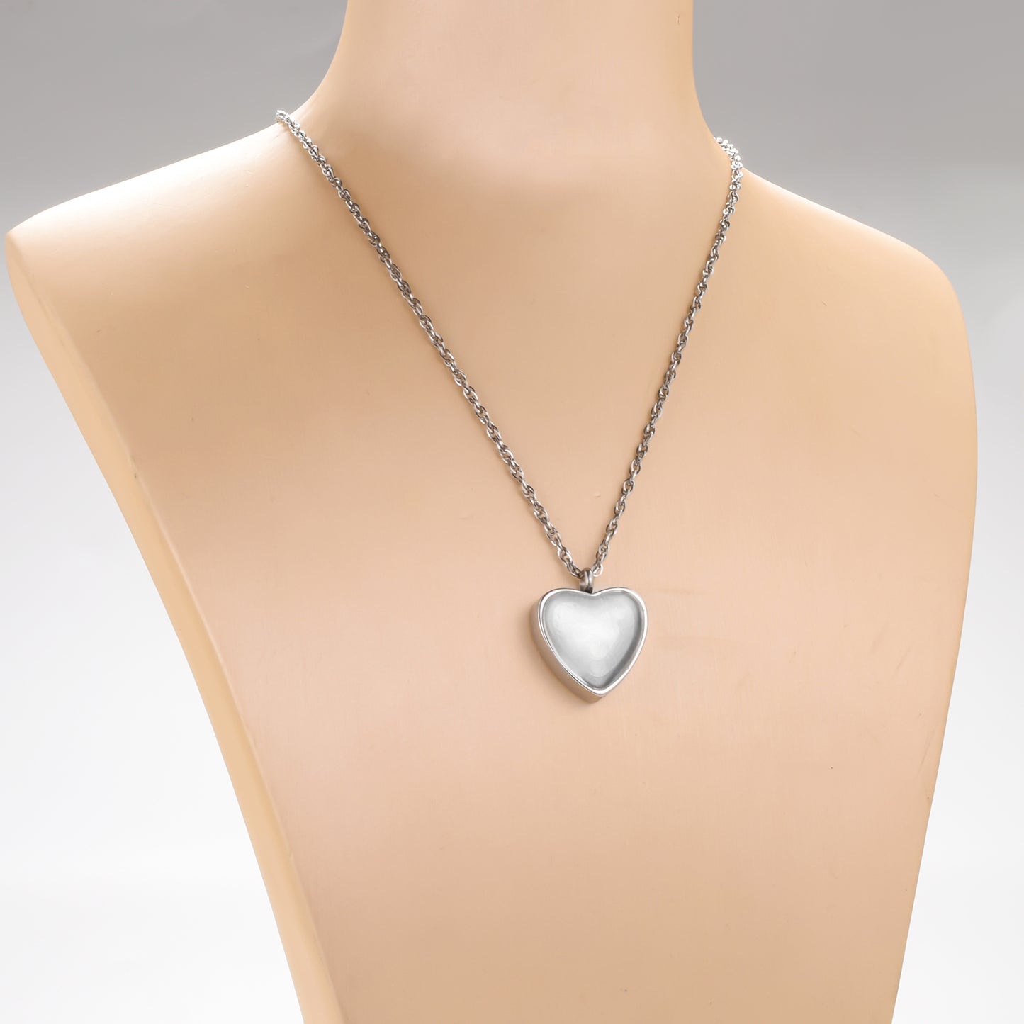 Silver Heart Cremation Jewelry Ashes Holder for Women