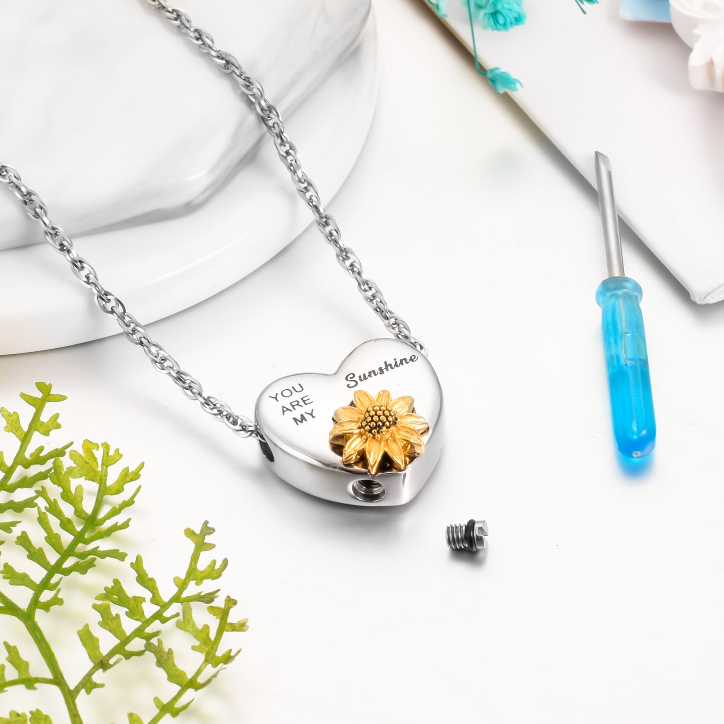 Heart Cremation Pendant Jewelry with Sunflower